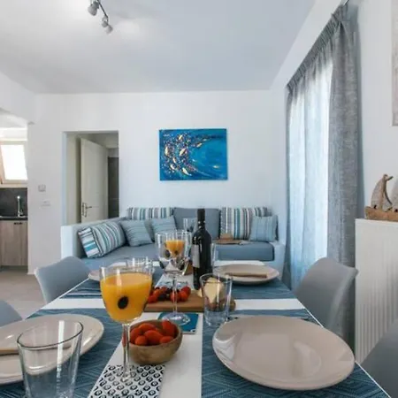 Naxosgrey11 Naxos City